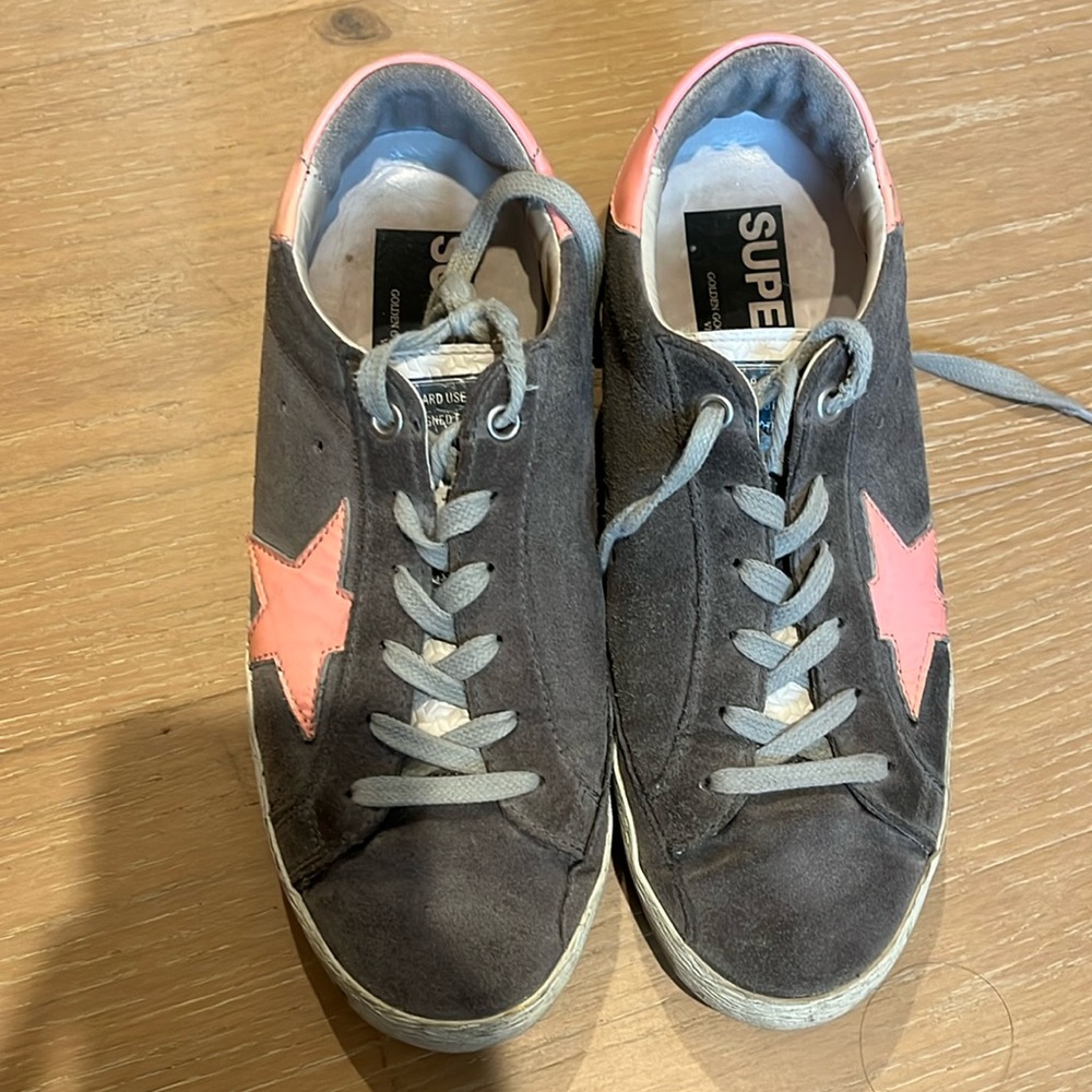 Golden Goose grey and pink sneaker